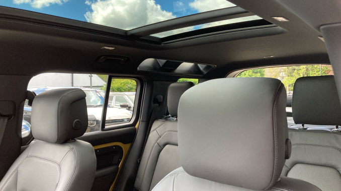 Land Rover Defender 3.0 D350 Trophy Edition Deep Sandglow 110 5dr Auto Diesel Estate - Image 63